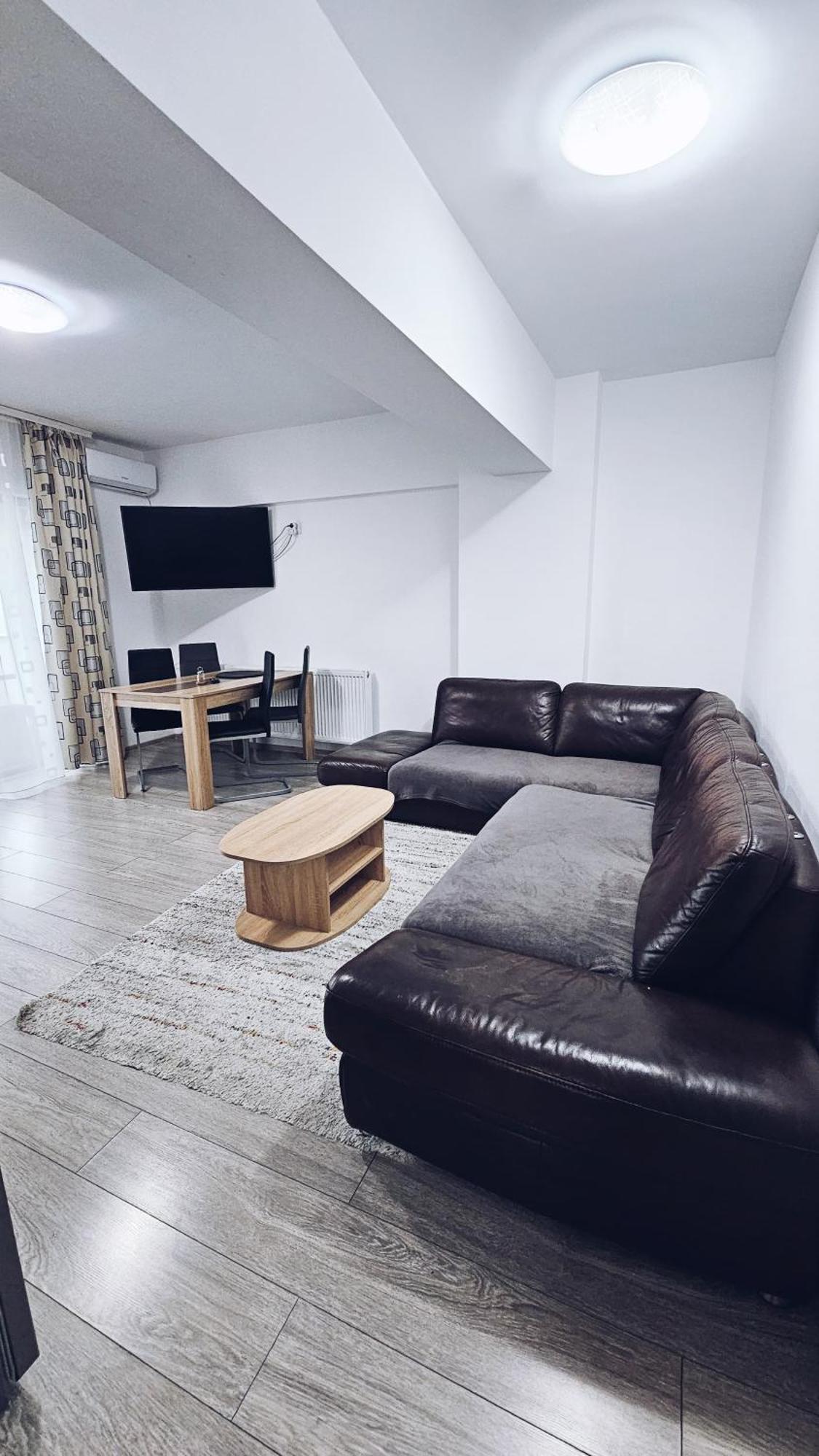 Apartament Dem Radulescu 3 Camere! รึมนิคูวัลเจีย ภายนอก รูปภาพ